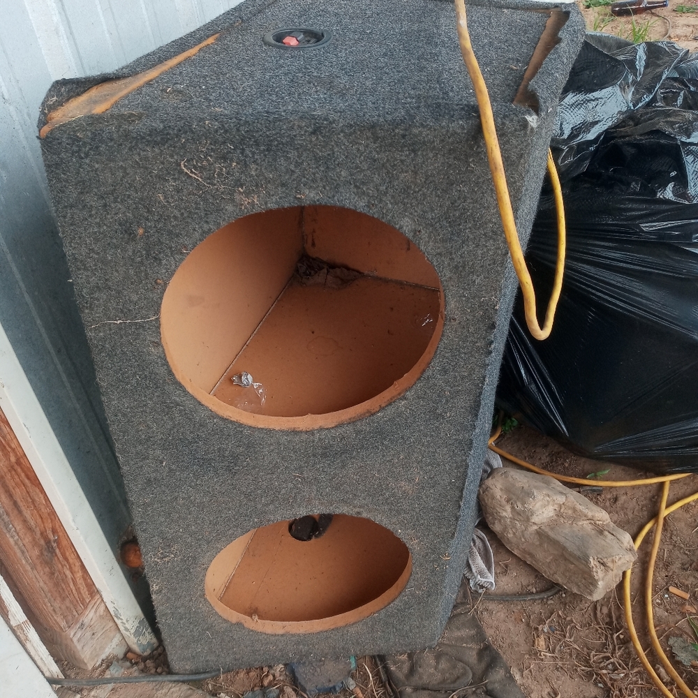 Competition speaker box